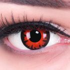 Das Produktfoto zeigt unsere Crazy rote Farbige Kontaktlinse Volturi in einem echten Auge
